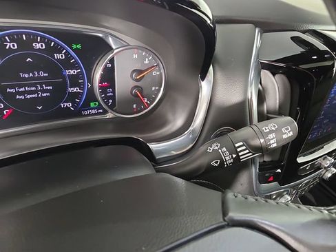 Used 2022 Chevrolet Traverse Premier w/ LPO, Floor Liner Package AWD/4WD image 34