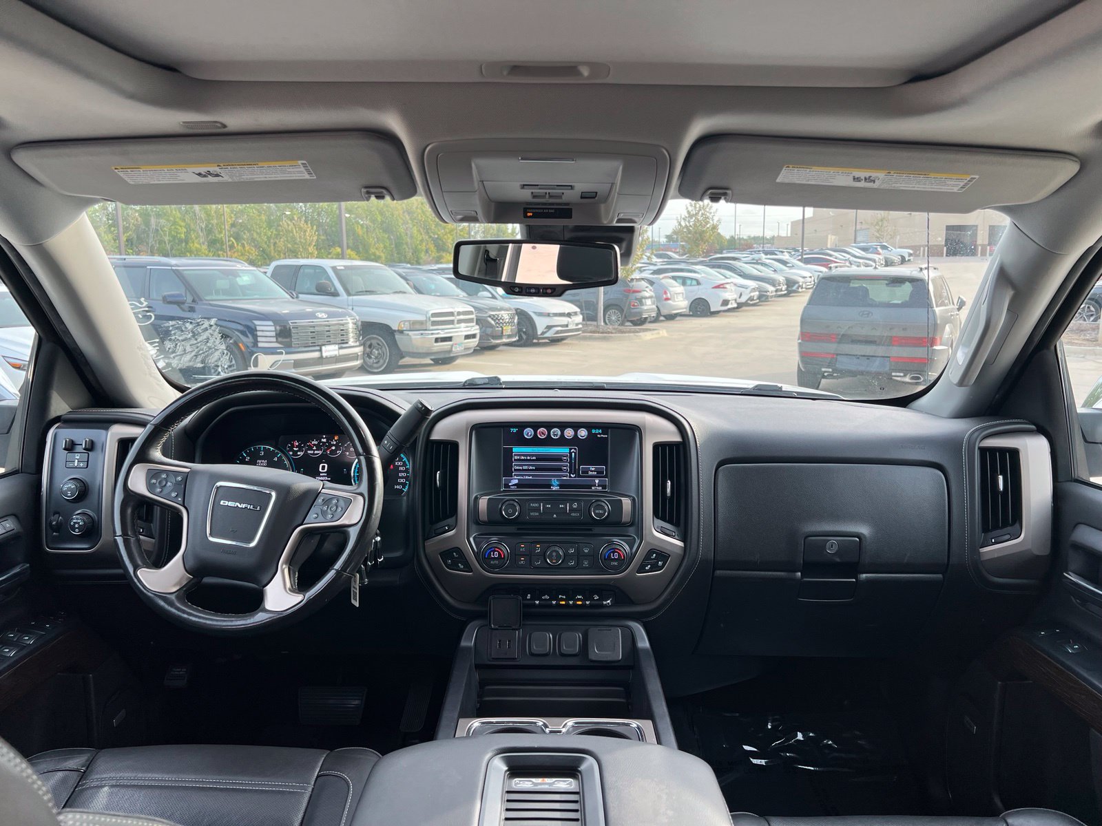 Used 2018 GMC Sierra 1500 Denali AWD/4WD image 19