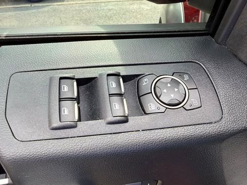 Used 2018 Ford F150 Raptor w/ Equipment Group 802A Luxury image 26