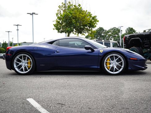 Used 2013 Ferrari 458 Italia Coupe RWD image 13