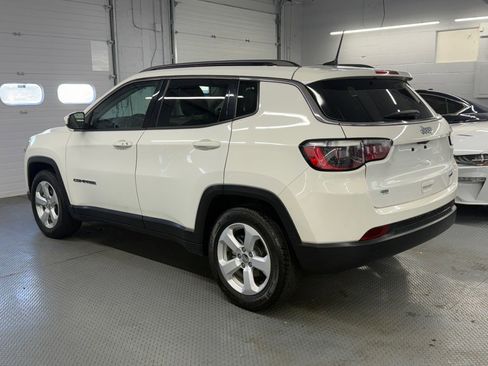 Used 2021 Jeep Compass Latitude w/ Convenience Group FWD image 11