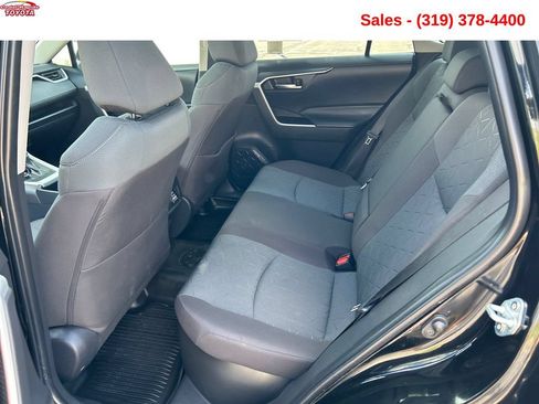 Used 2025 Toyota RAV4 XLE w/ Convenience Package AWD/4WD image 23