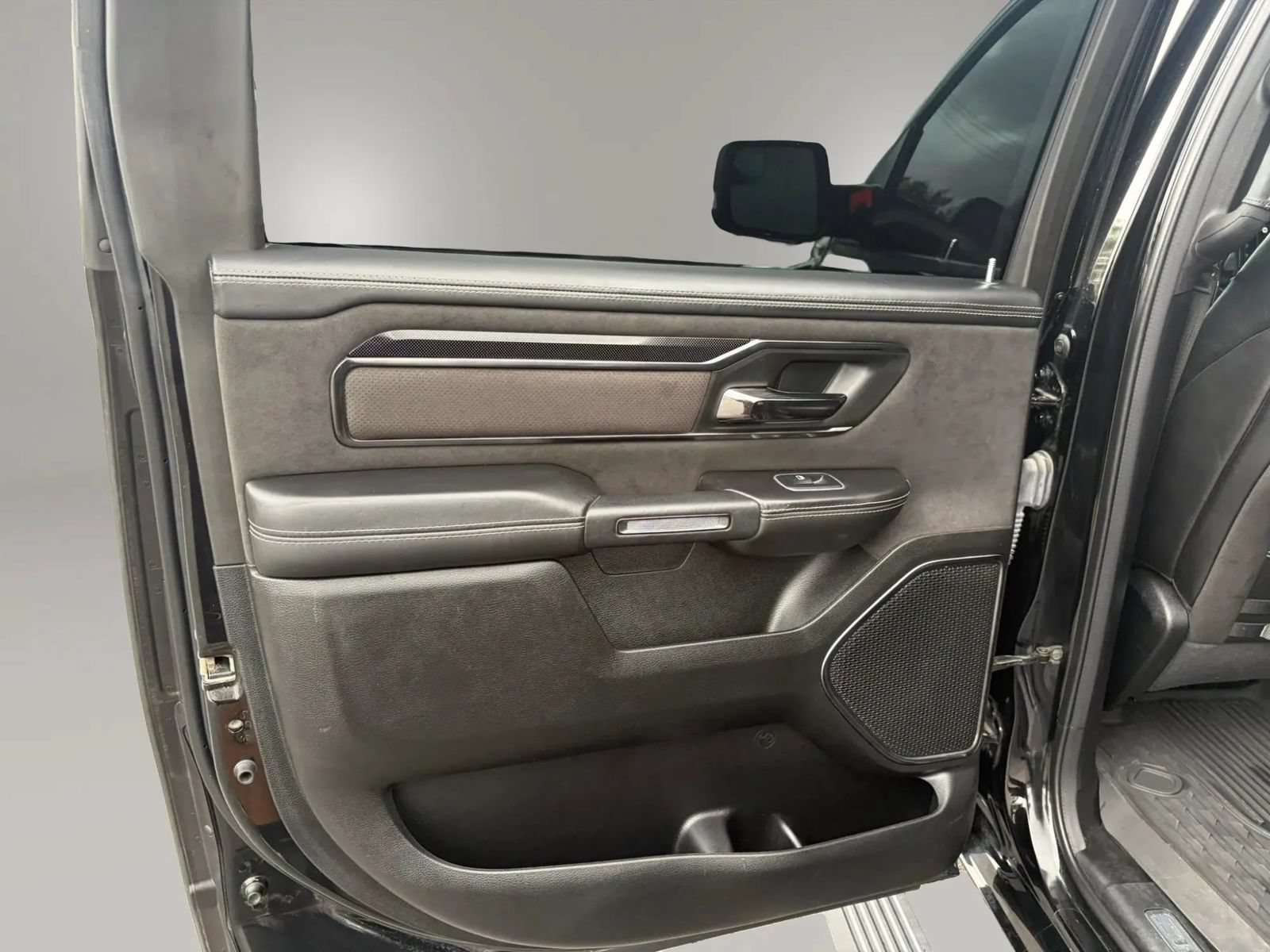Used 2022 RAM 1500 TRX AWD/4WD image 26