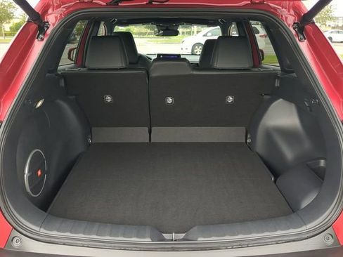 Used 2023 Toyota Corolla Cross XSE w/ Convenience Package image 13