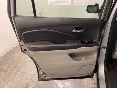 Used 2020 Honda Pilot EX-L image 24