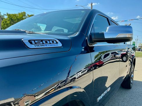 Used 2022 RAM 1500 Limited image 32