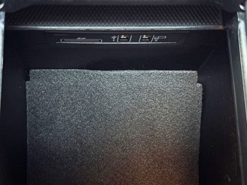 Used 2022 Mercedes-Benz G 63 AMG Squared image 39