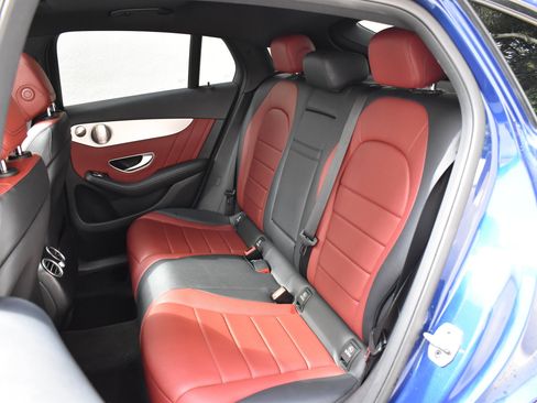 Used 2021 Mercedes-Benz GLC 300 4MATIC w/ AMG Line image 24