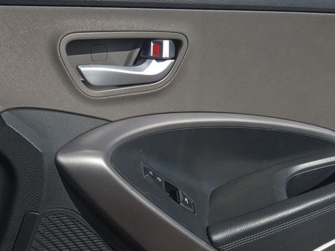 Used 2016 Hyundai Santa Fe Sport image 14