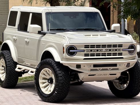 Used 2026 Ford Bronco Outer Banks AWD/4WD image 48