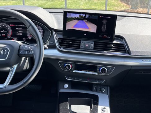 Certified 2025 Audi Q5 2.0T Premium AWD/4WD image 31