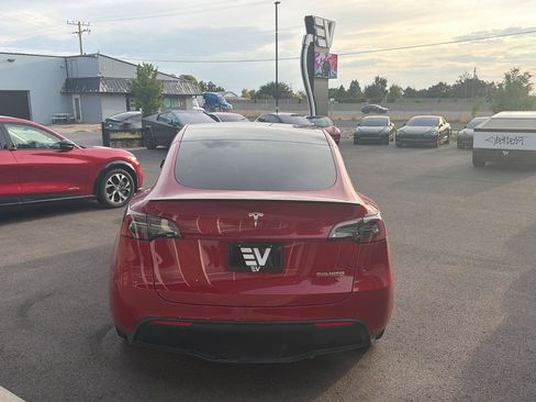 Used 2022 Tesla Model Y Performance AWD/4WD image 7