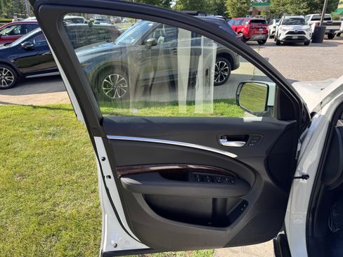 Used 2020 Acura MDX SH-AWD image 22
