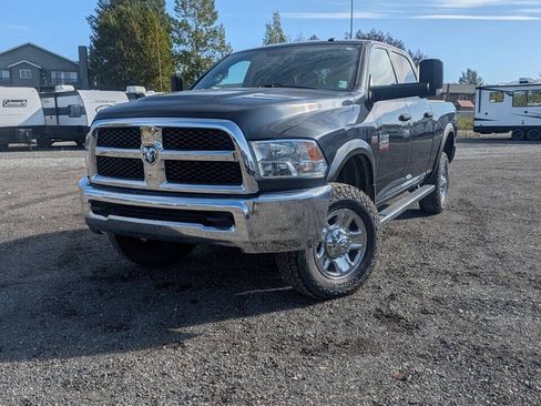 Used 2017 RAM 2500 Tradesman w/ Chrome Appearance Group AWD/4WD image 2