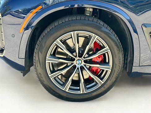 Used 2024 BMW X5 M60i AWD/4WD image 30