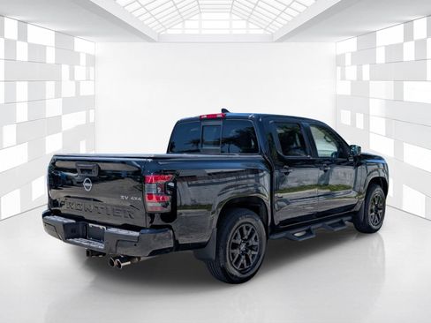 Certified 2022 Nissan Frontier SV AWD/4WD image 7
