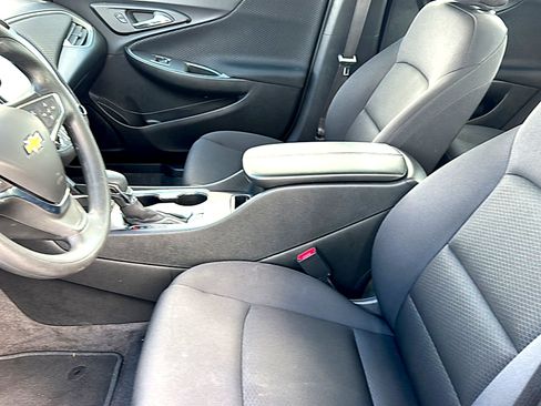Used 2025 Chevrolet Malibu LT FWD image 13
