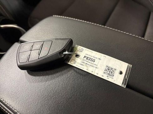 Used 2023 Buick Envision Preferred AWD/4WD image 29