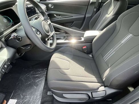 New 2026 Hyundai Elantra Blue FWD image 12