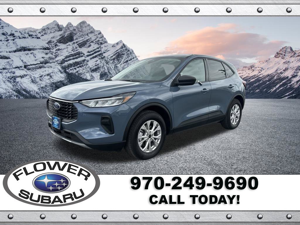 Used 2026 Ford Escape Active w/ Cold Weather Package AWD/4WD image 3