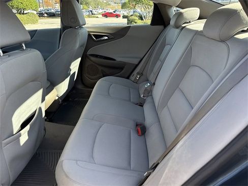 Used 2020 Chevrolet Malibu LS image 10