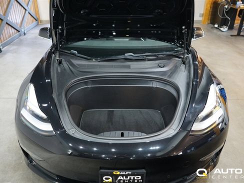 Used 2018 Tesla Model 3 Long Range image 9