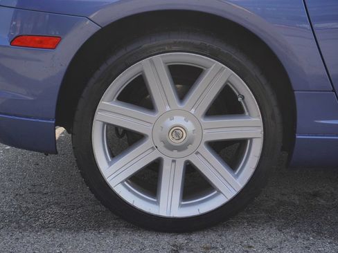 Used 2005 Chrysler Crossfire Limited RWD image 21