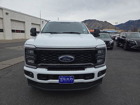 Used 2024 Ford F250 XLT w/ XLT Premium Package image 2