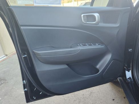 New 2026 Hyundai Venue SEL FWD image 21