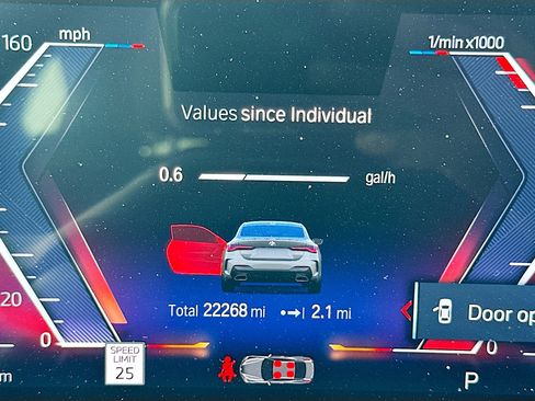 Used 2024 BMW M440i Coupe RWD image 12
