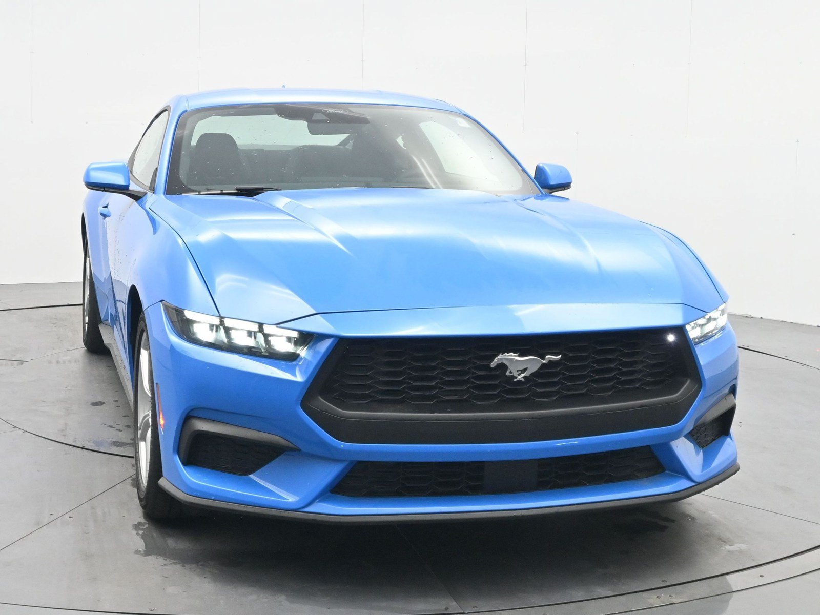 Used 2026 Ford Mustang Coupe RWD image 7