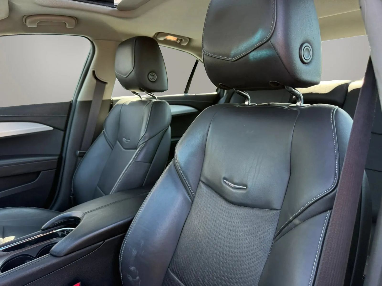 Used 2018 Cadillac ATS Luxury AWD/4WD image 16