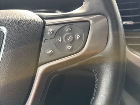 Used 2023 GMC Acadia AT4 w/ Technology Package AWD/4WD image 25