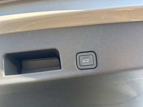 New 2026 Chevrolet Traverse Z71 image 30