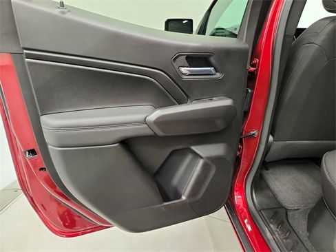 New 2026 Chevrolet Colorado LT image 30