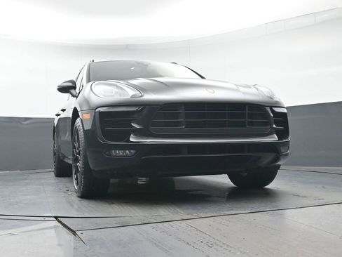Used 2017 Porsche Macan GTS image 39