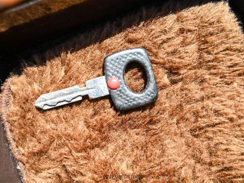 Used 1988 Mercedes-Benz 560 SL image 37