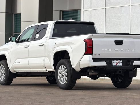 New 2026 Toyota Tacoma SR5 image 6