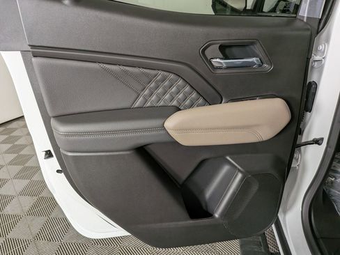 New 2026 GMC Canyon Denali image 28