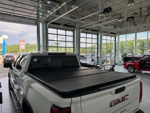 Used 2020 GMC Sierra 1500 AT4 w/ AT4 Premium Package AWD/4WD image 36