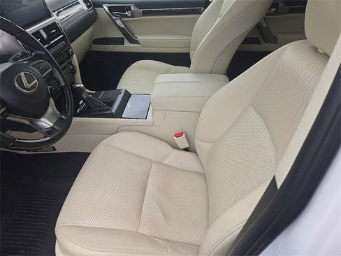 Certified 2022 Lexus GX 460 Luxury image 13