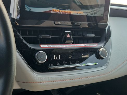 Used 2025 Toyota Corolla FX w/ Convenience Package FWD image 30