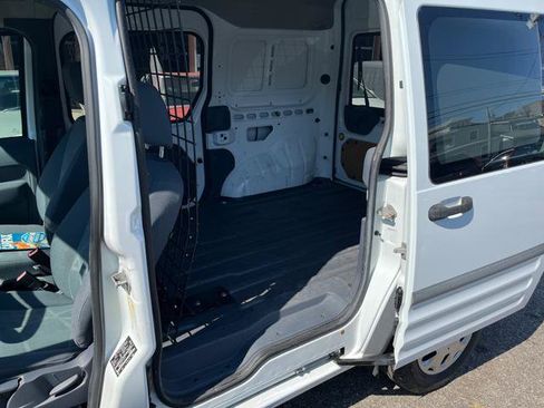 Used 2013 Ford Transit Connect XLT FWD image 12
