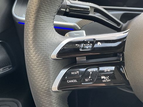 Certified 2024 Mercedes-Benz CLE 300 4MATIC Cabriolet image 35