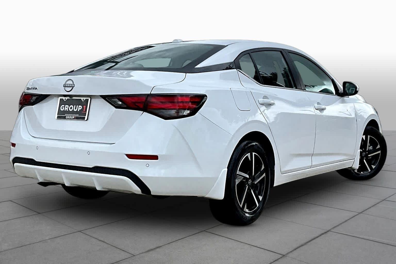 Used 2025 Nissan Sentra SV w/ Trunk Package FWD image 12