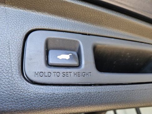 Used 2024 Honda CR-V EX-L image 11
