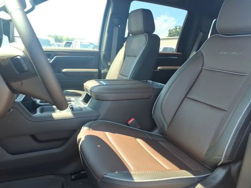 New 2026 GMC Sierra 2500 Denali w/ Denali Reserve Package AWD/4WD image 22