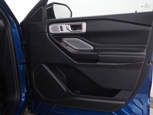 Used 2020 Ford Explorer ST w/ ST Street Pack AWD/4WD image 9