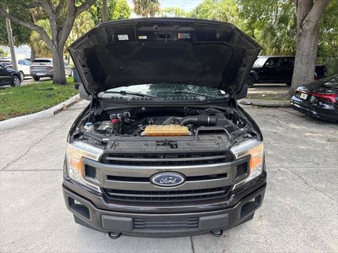Used 2018 Ford F150 XLT w/ Equipment Group 302A Luxury AWD/4WD image 28