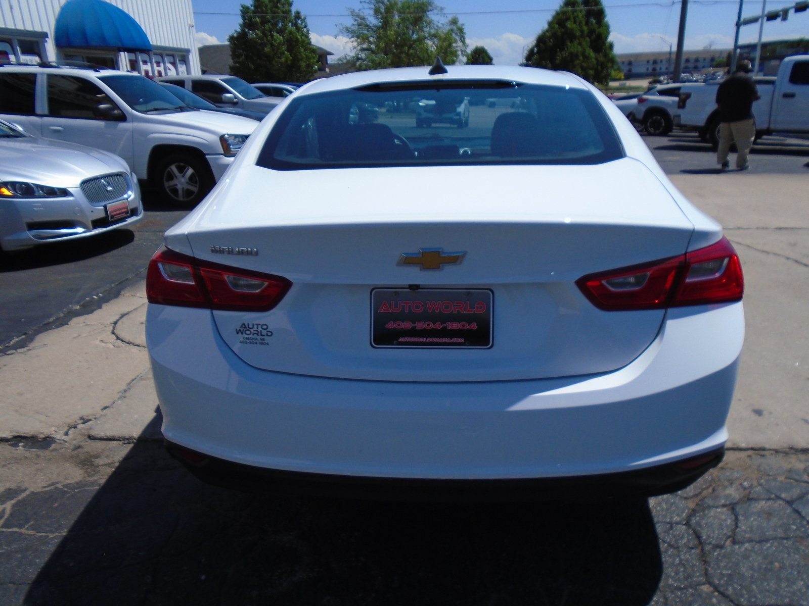 Used 2023 Chevrolet Malibu LS FWD image 3